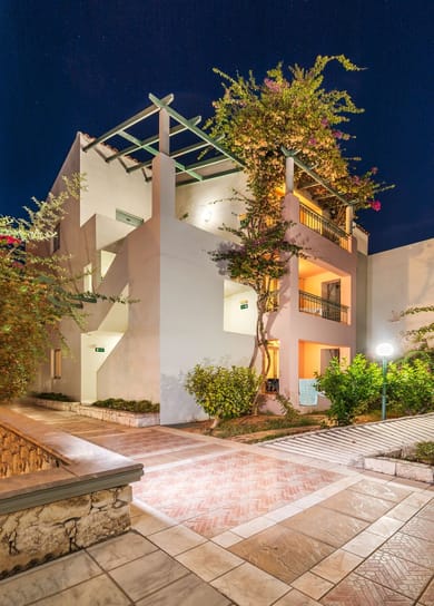 Lotus Hotel Chania - Image 6