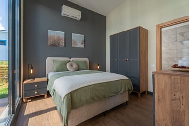 Lotus Villas & Suites - Image 5