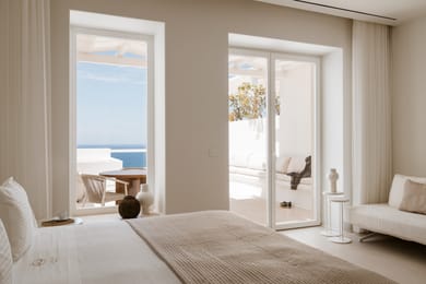 Signature Suite Sea View with Outdoor Jetted Tub
