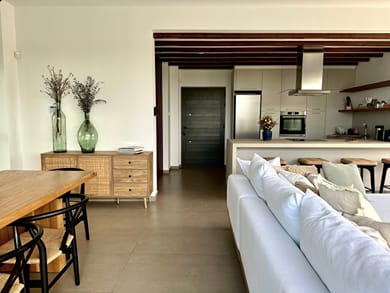 Lora Pearl Luxury Villa - Image 7