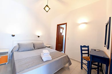Lunar Seaside Apartments - Image 3