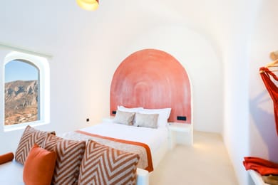 Deluxe suite with outdoor heated plunge pool