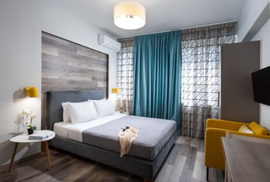 Superior Studio | Street View [17 m²]