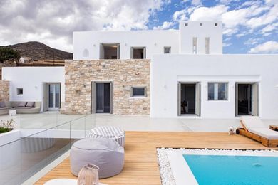 Luxury Key Paros - Image 2