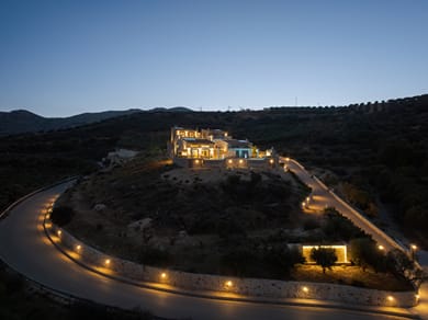 Luxurious Stone Villas - Image 7