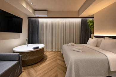 Suite with Spa Bath