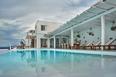 9 Bed | Villa Blue Paradise | Kastro