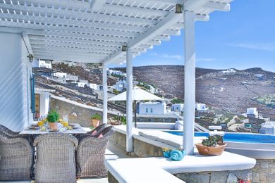 6 Bed | Villa Mar Azul | Houlakia