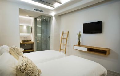 4 Bed | Villa Rainbow | Agia Sofia