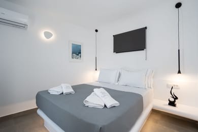 Standard Suite with Hot Tub