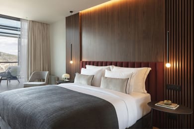 Deluxe Room with City view