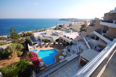 Macaris Suites & Spa - Image 7