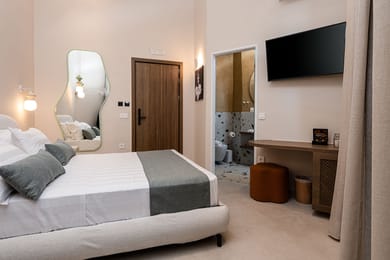 Deluxe Double Room (Jackie Kennedy)