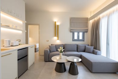 Maiandros Suites - Image 4