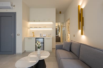 Maiandros Suites - Image 5