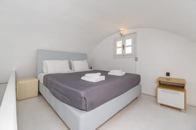 Friends and Family  Maisonette sea view