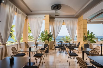 Makis Hotel - Image 6