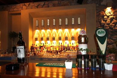 Makris Hotel Santorini - Image 6