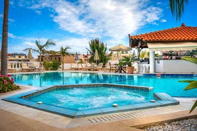 Malia Mare - Image 2