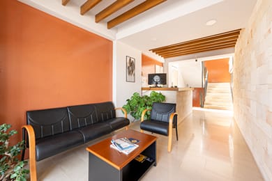 Maltepe Luxury Accommodation - Image 5