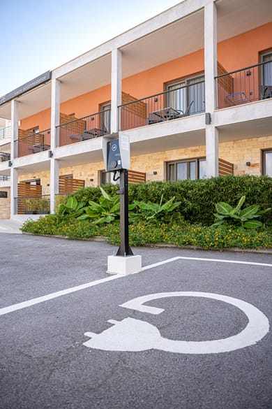 Maltepe Luxury Accommodation - Image 6