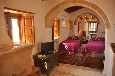 Malvasia Traditional Hotels - Image 2