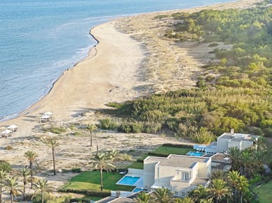 5 Bedroom Grand Villa on the Beach