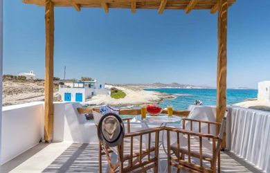 Manolis & Filio Home By The Sea Milos - Image 2