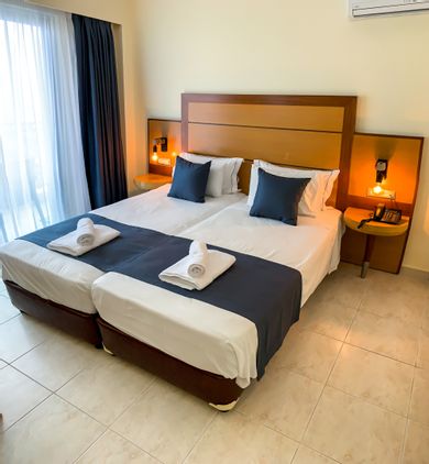 Manousos City Hotel Rhodes - Image 7