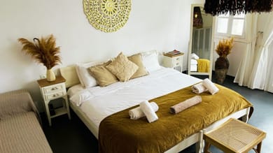 Manu Executive Pad Bungalow