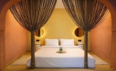 Deluxe Room with King-Size Bed
