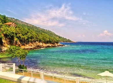 Maranton Beach Hotel - Image 7