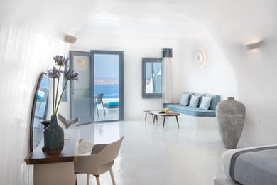 Pool Suite - Without Private Balcony