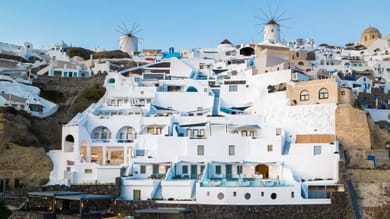 Maregio Suites Santorini - Image 3