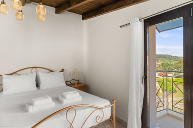 Deluxe Triple Studio