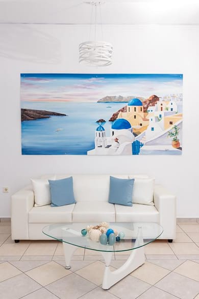 Margarita Hotel Santorini - Image 3