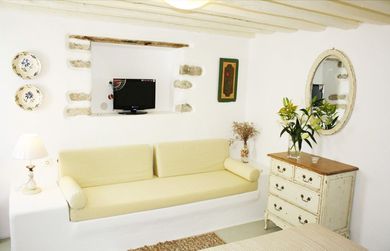 Mariakis Studios - Image 7