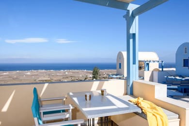 Maria's Place Oia - Image 4