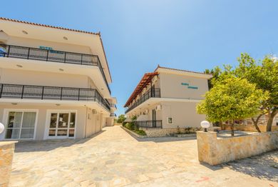 Karras Livin Zakynthos - Image 4