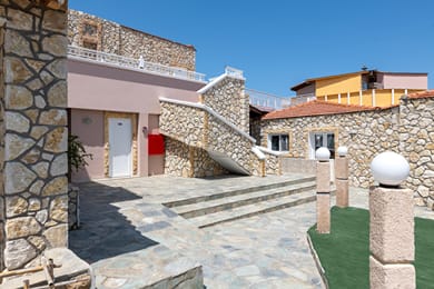 Marietta Hotel & Apartments Rhodes - Image 3