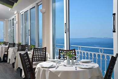 Marilena Sea View Hotel - Image 2