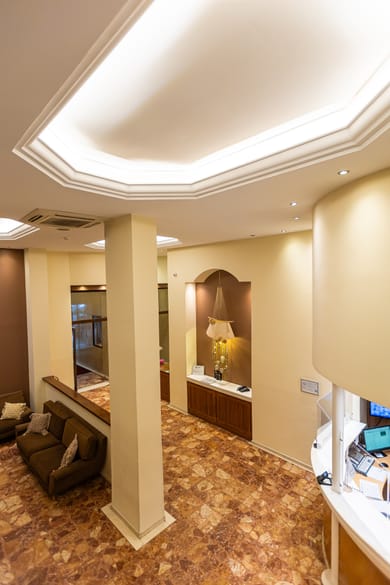 Marina Hotel Athens - Image 2