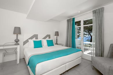 Deluxe Double - Sea View