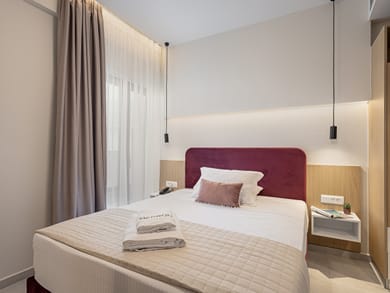 Miss Marrone City Hotel - Image 5