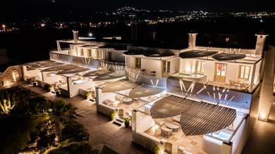 Marvarit Suites Santorini - Image 2