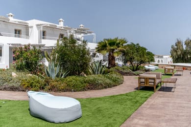 Marvarit Suites Santorini - Image 3