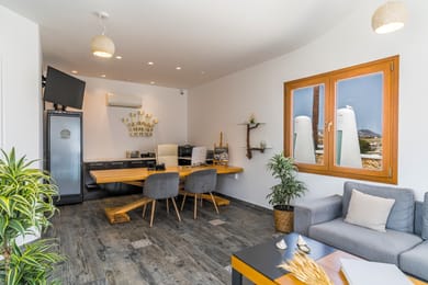 Marvarit Suites Santorini - Image 5