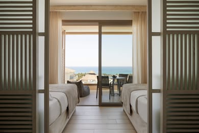 Family Room Sliding door Limited Sea view (Residences Area)