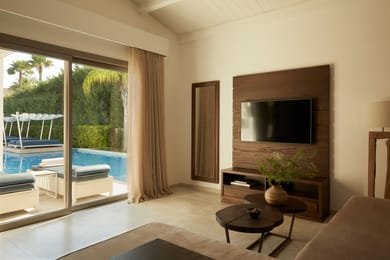 Mare Suite Swim Up Pool View (Bungalow Area)