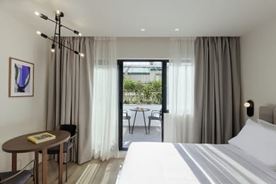 master Plaka Athens - Image 2